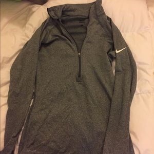 Nike pullover